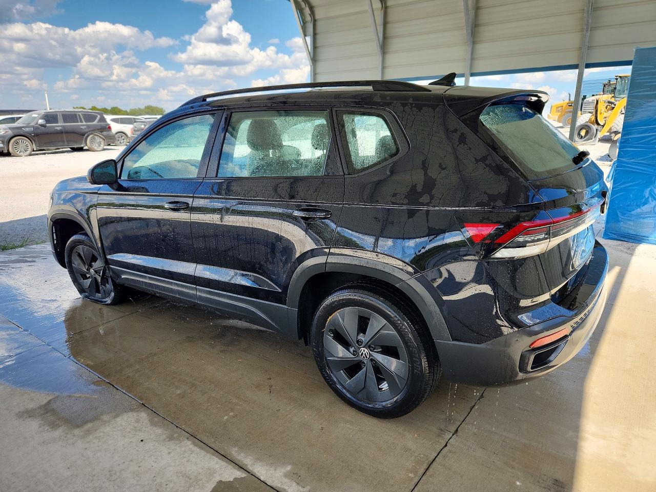 2025 VOLKSWAGEN TAOS S — снимка 2