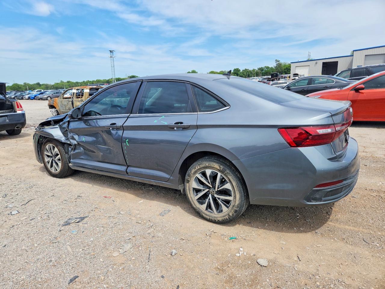2025 VOLKSWAGEN JETTA S — снимка 2