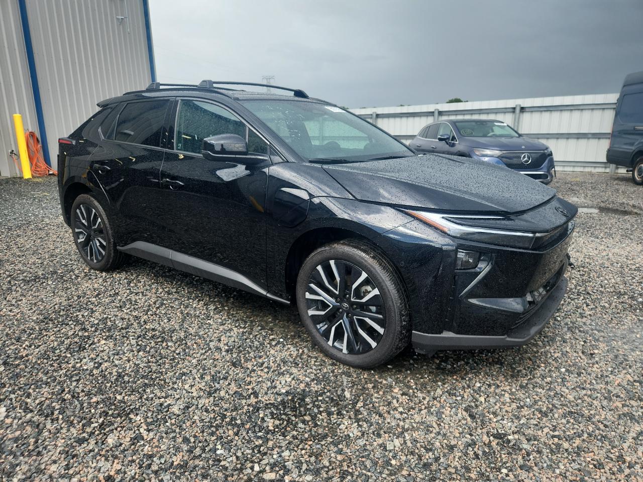 2026 TOYOTA BZ LIMITED — снимка 4