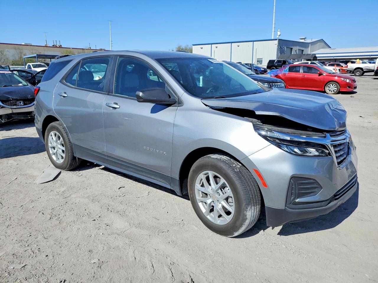 2024 CHEVROLET EQUINOX LS — снимка 4