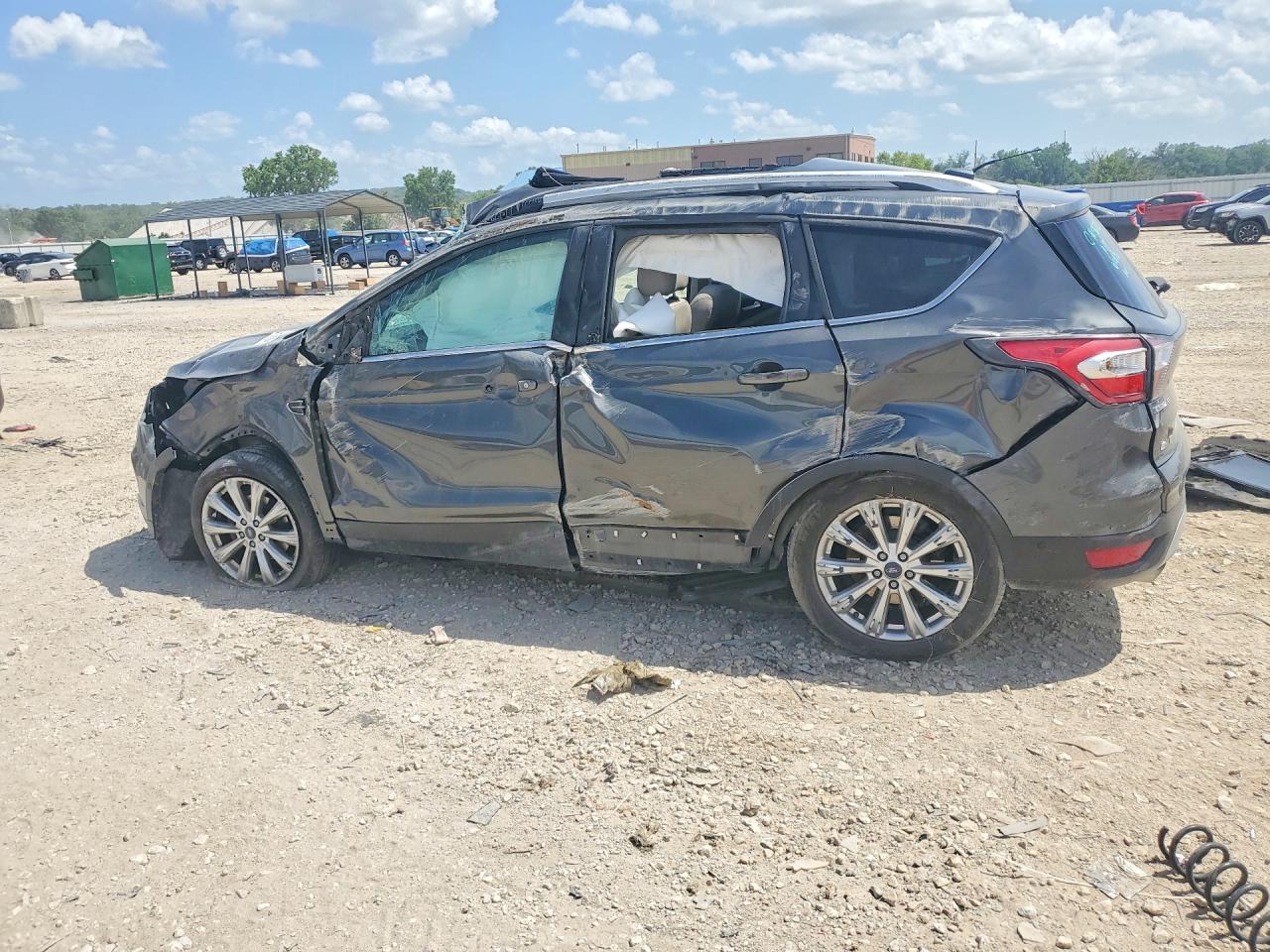 2017 FORD ESCAPE TITANIUM — снимка 2