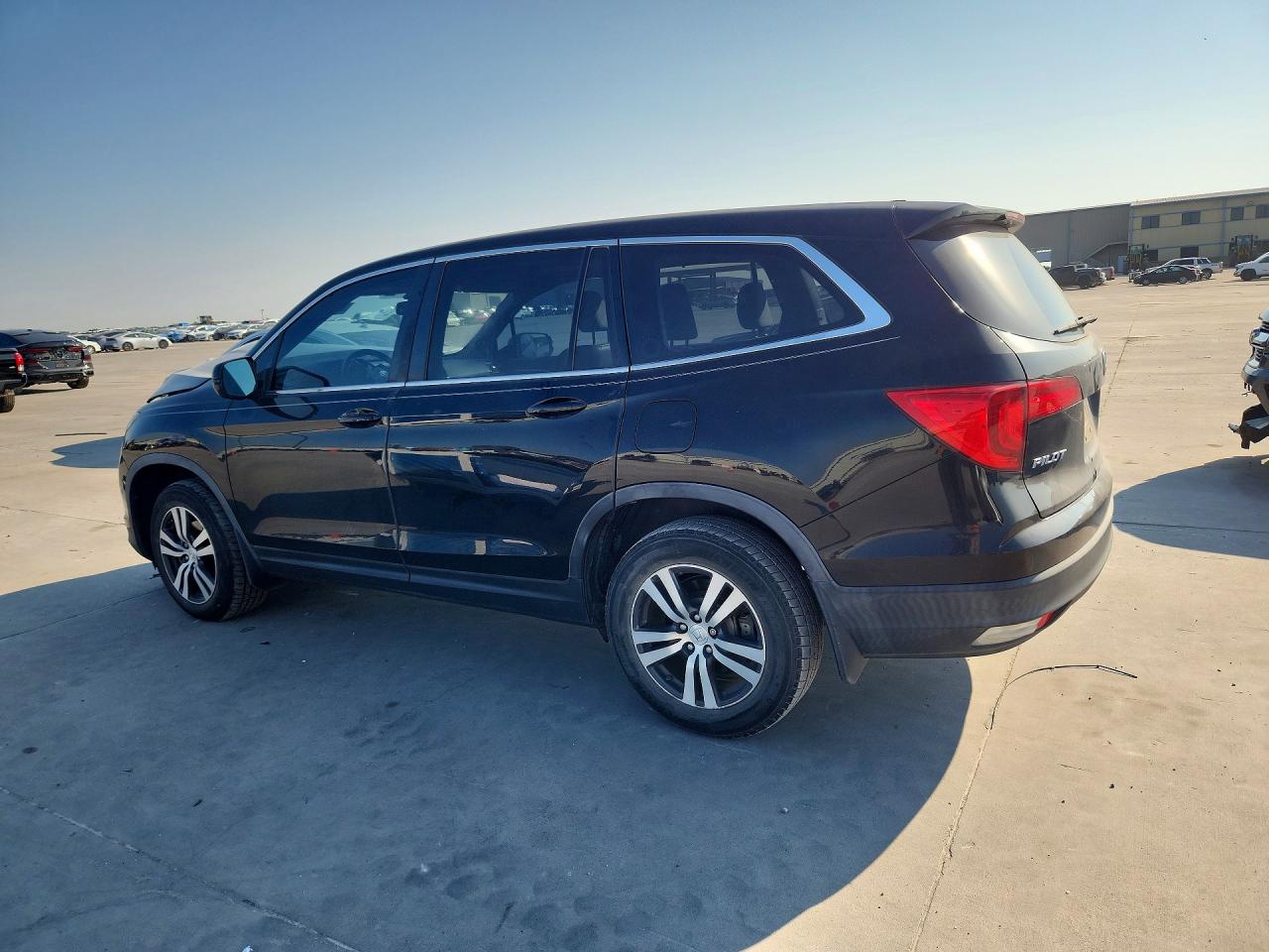 2017 HONDA PILOT EXL — снимка 2