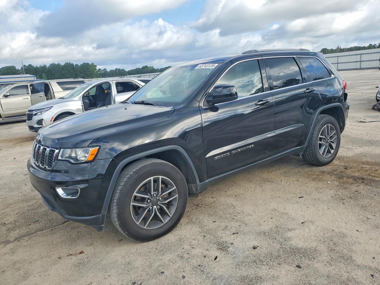 2020 JEEP GRAND CHEROKEE LAREDO
