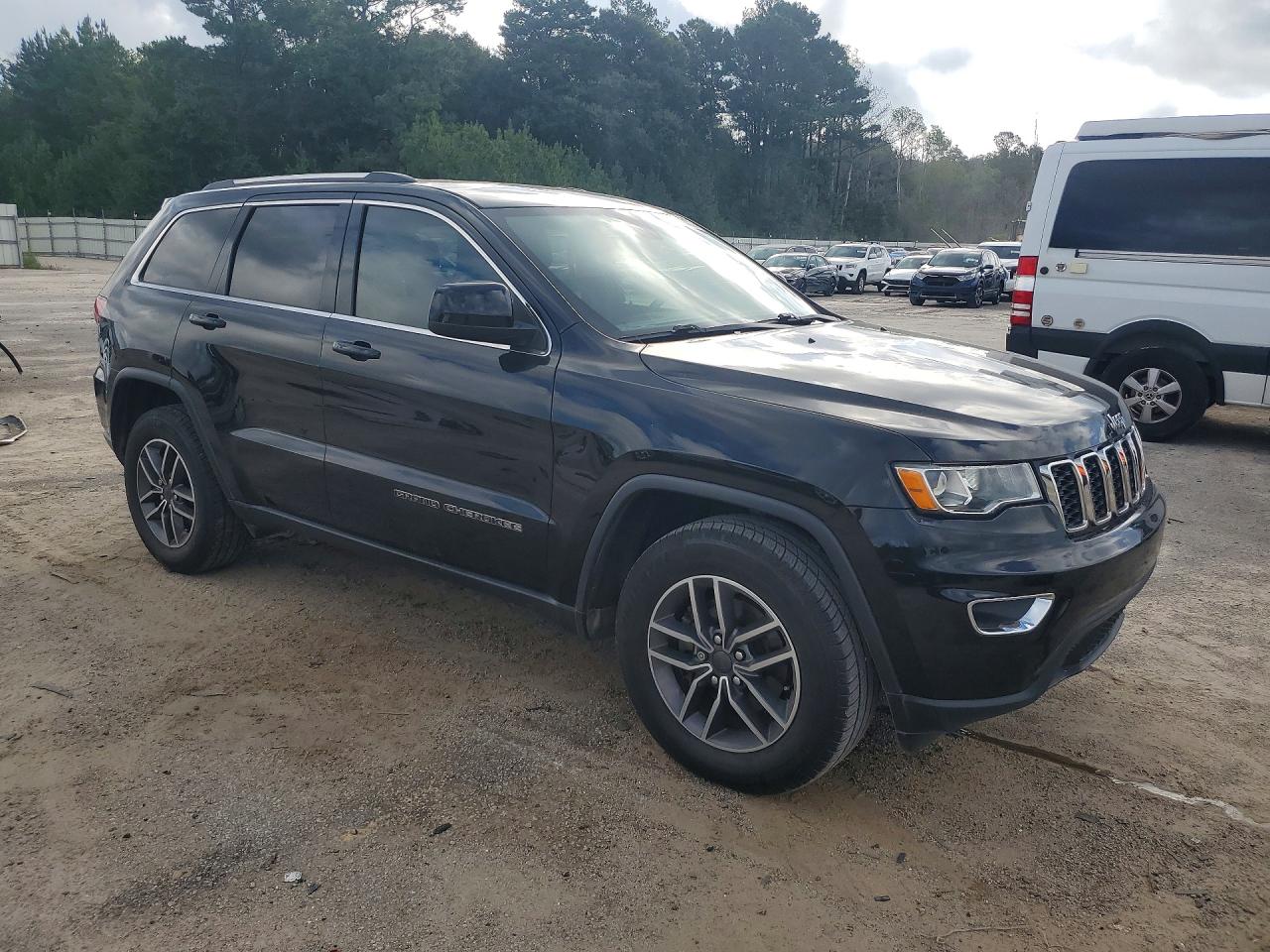 2020 JEEP GRAND CHEROKEE LAREDO — снимка 4