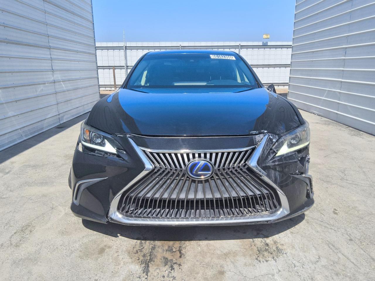 2020 LEXUS ES 300H BASE — снимка 5
