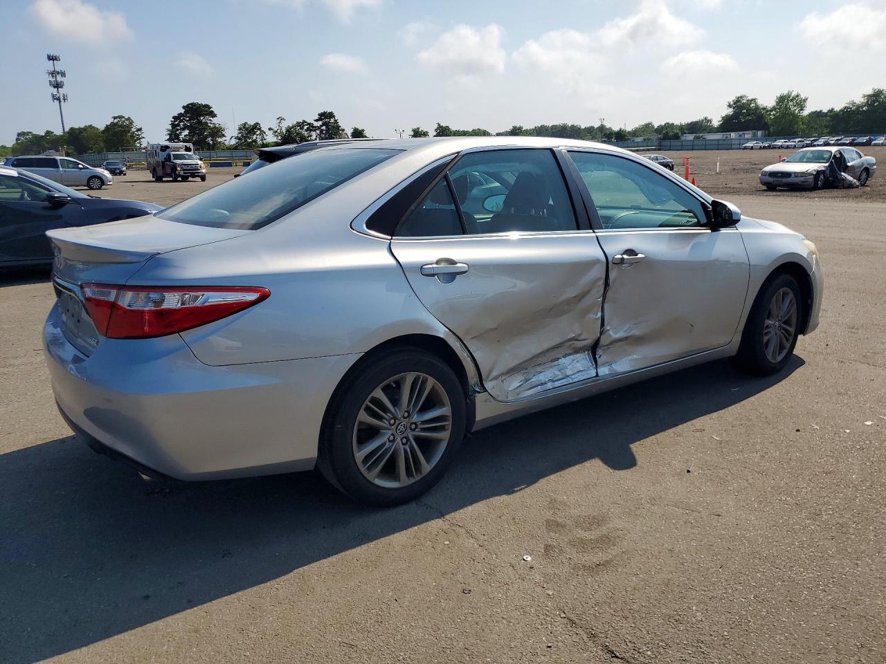 2017 TOYOTA CAMRY SE — снимка 3