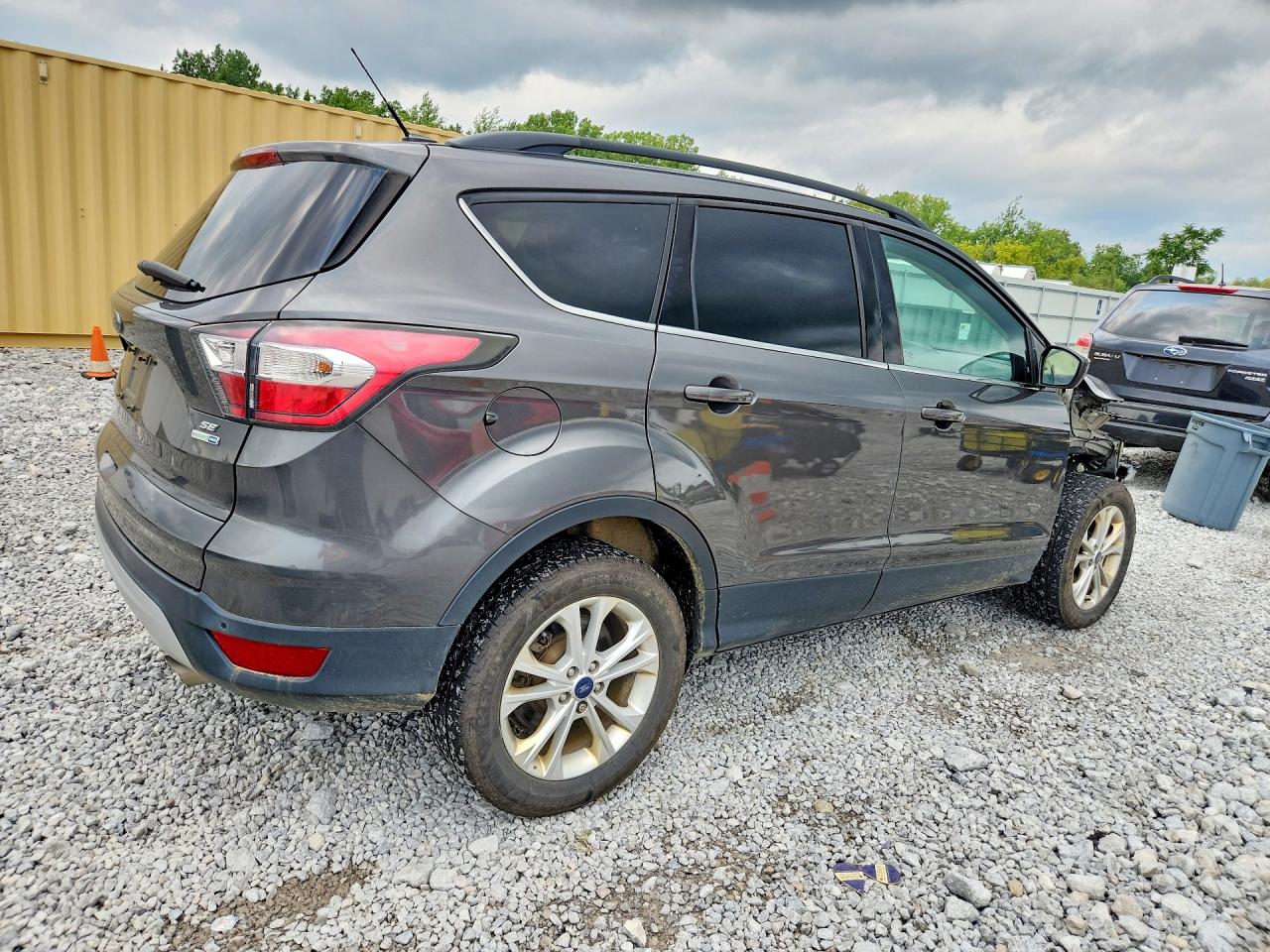 2017 FORD ESCAPE SE — снимка 3