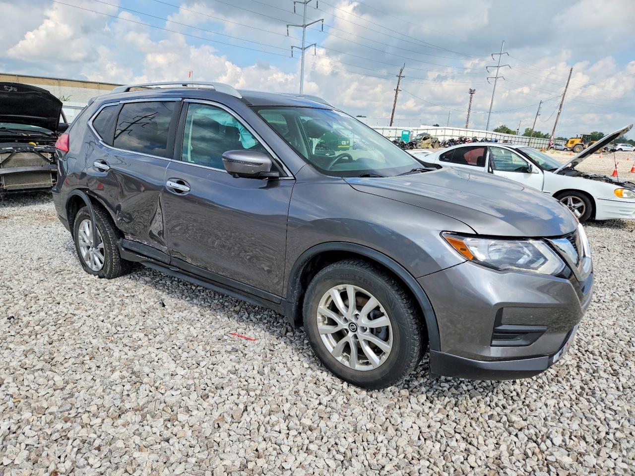 2017 NISSAN ROGUE SV — снимка 4