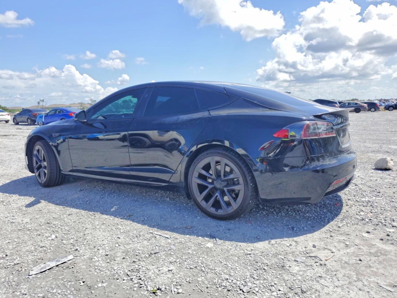2021 TESLA MODEL S — снимка 2