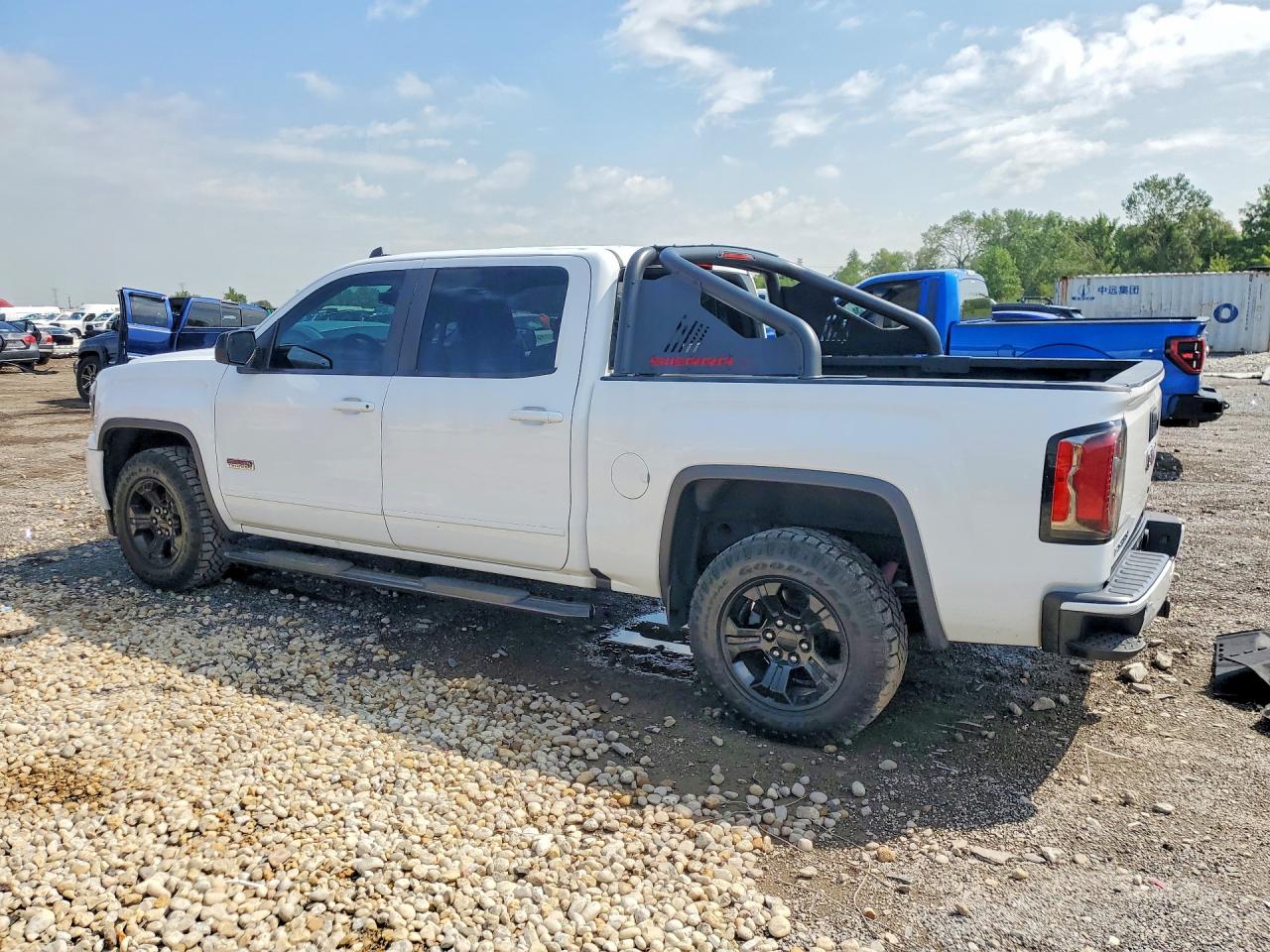 2017 GMC SIERRA K1500 SLT — снимка 2
