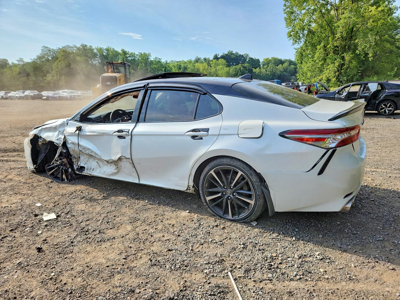 2019 TOYOTA CAMRY XSE — снимка 2