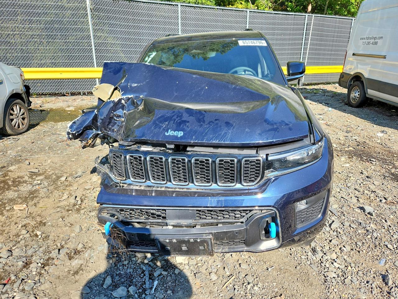 2023 JEEP GRAND CHEROKEE OVERLAND 4XE — снимка 5
