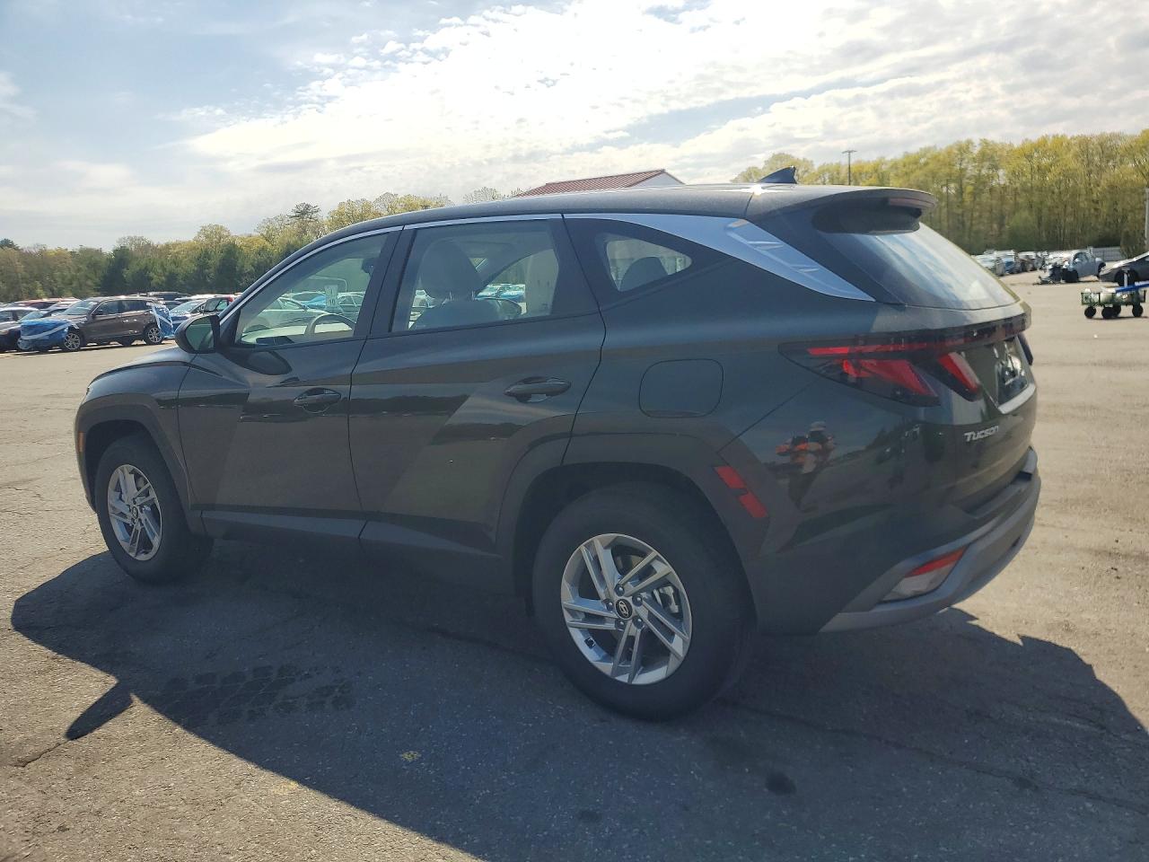 2026 HYUNDAI TUCSON SE — снимка 2