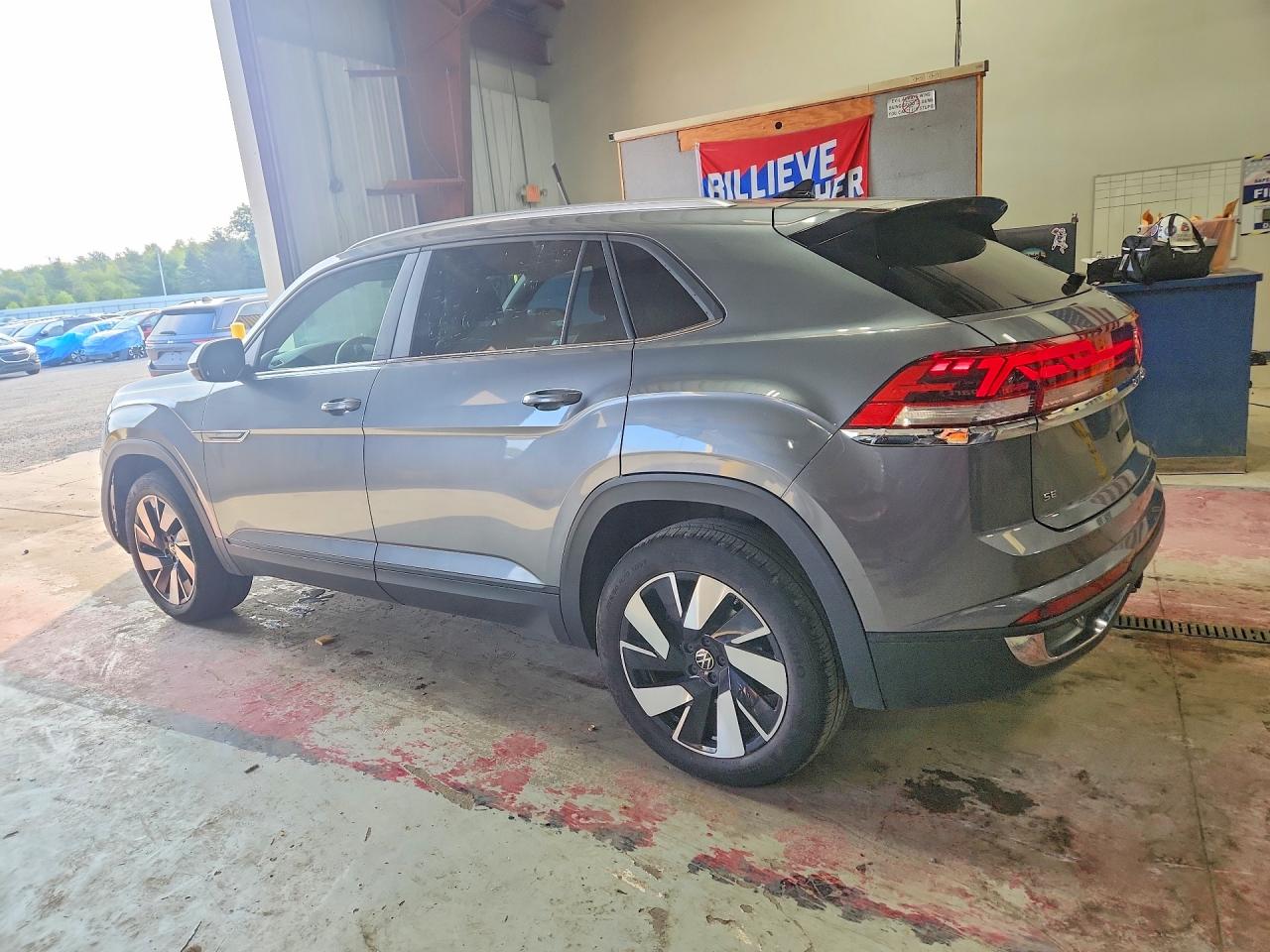 2025 VOLKSWAGEN ATLAS CROSS SPORT SE — снимка 2