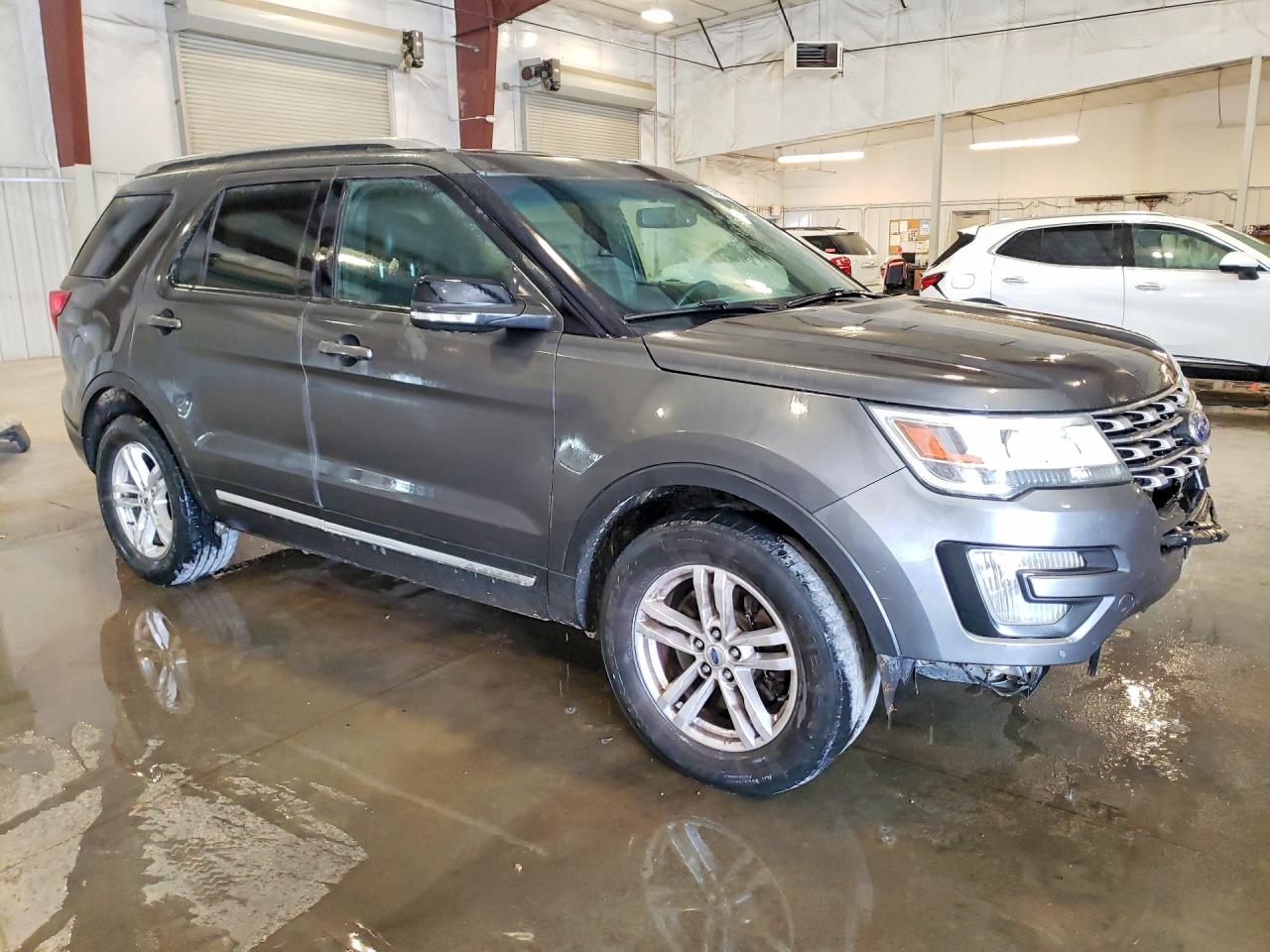2017 FORD EXPLORER XLT — снимка 4