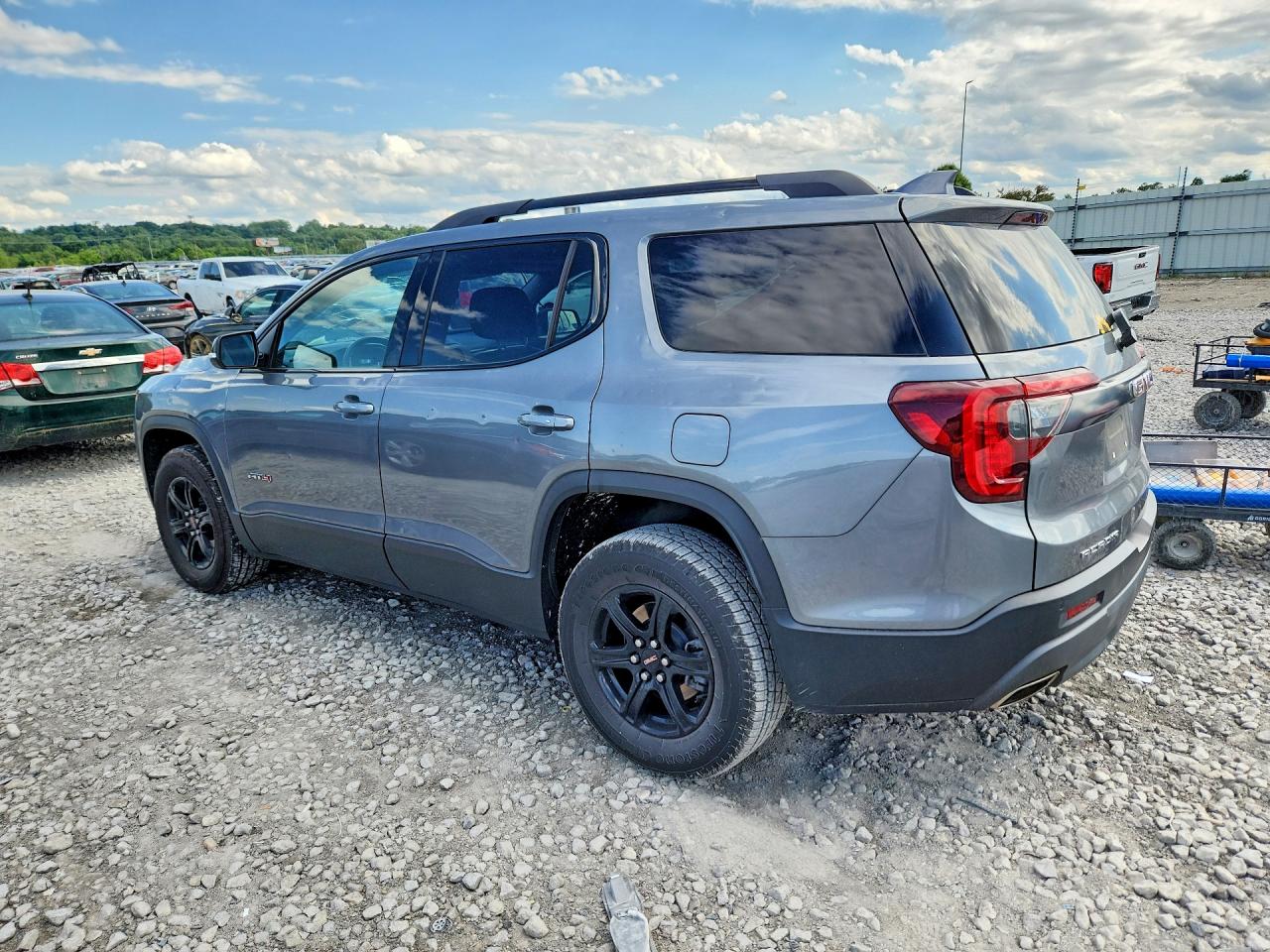2022 GMC ACADIA AT4 — снимка 2