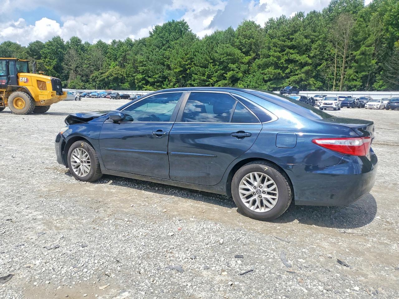 2016 TOYOTA CAMRY LE — снимка 2