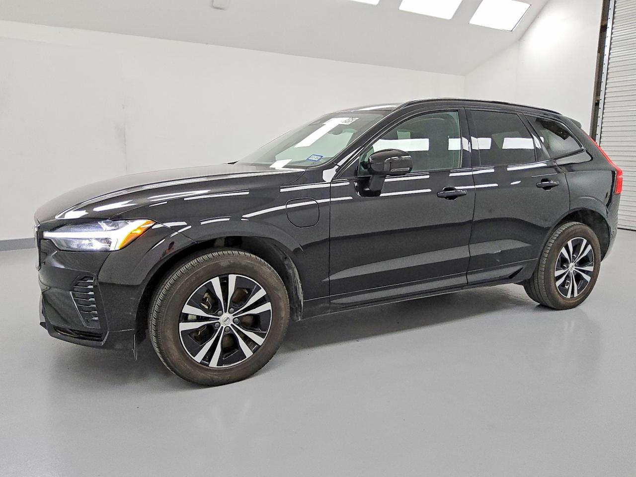 2024 VOLVO XC60 CORE