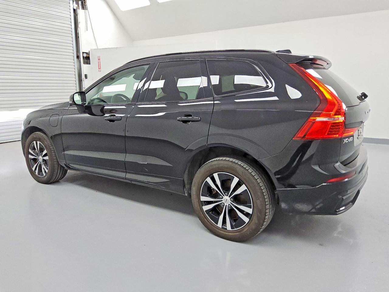 2024 VOLVO XC60 CORE — снимка 2