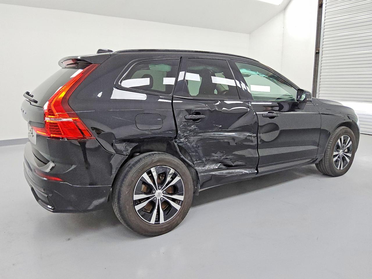 2024 VOLVO XC60 CORE — снимка 3