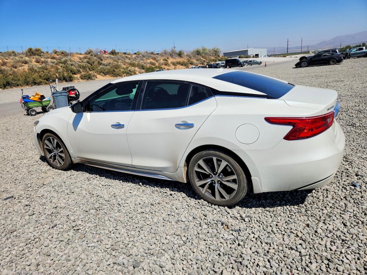 2017 NISSAN MAXIMA 3.5 S — снимка 2