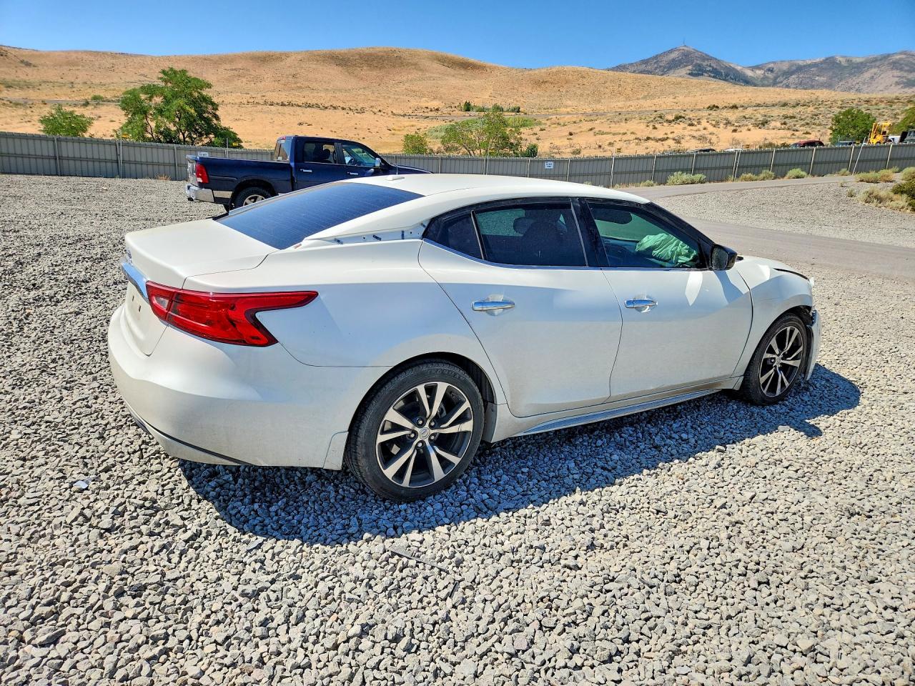 2017 NISSAN MAXIMA 3.5 S — снимка 3
