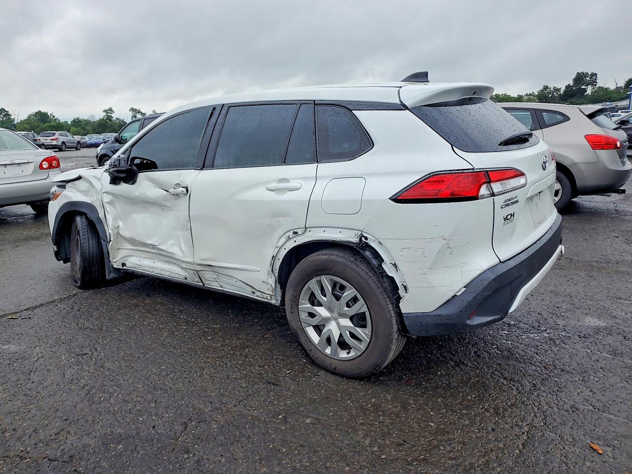 2024 TOYOTA COROLLA CROSS L — снимка 2