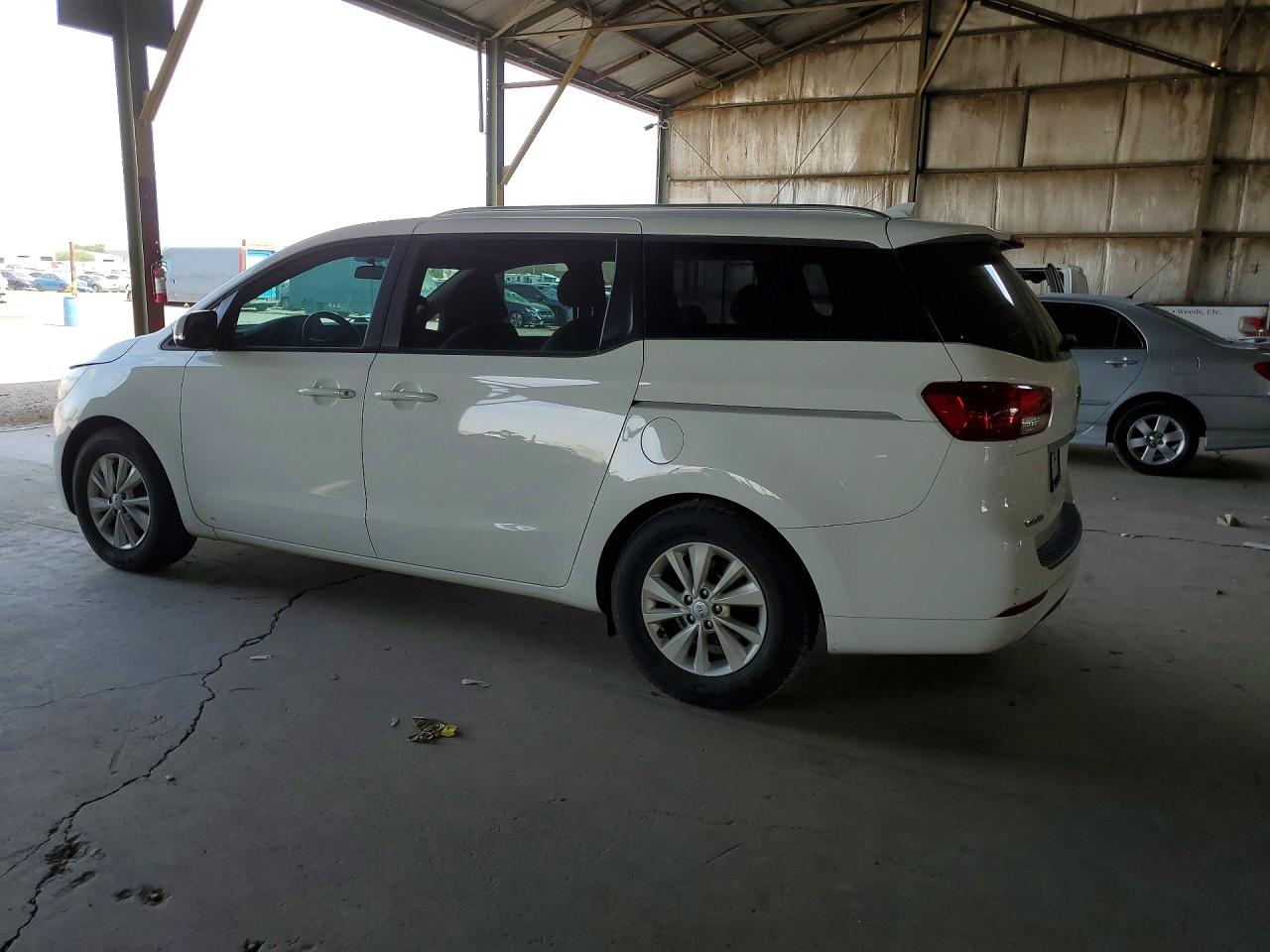 2016 KIA SEDONA LX — снимка 2
