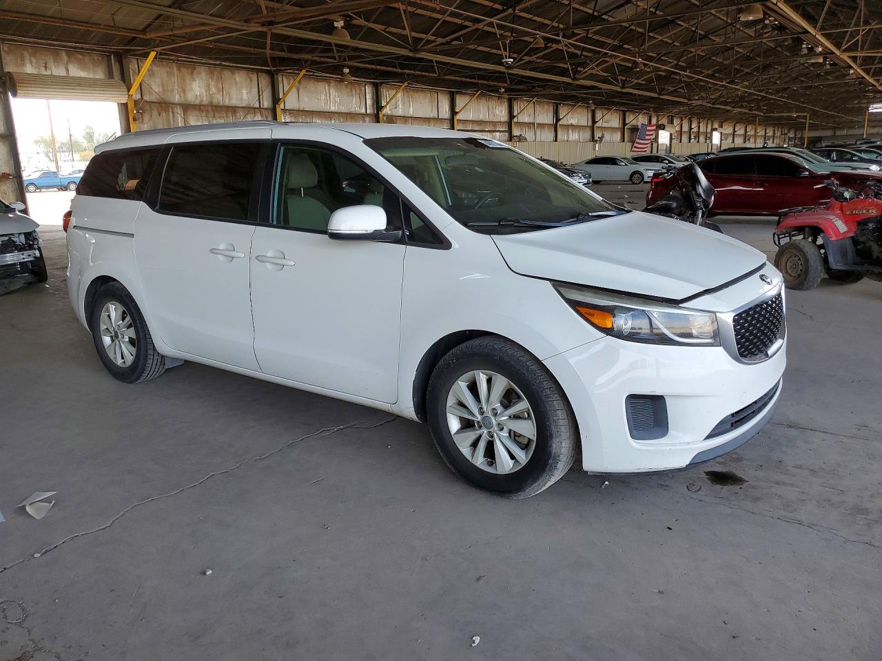 2016 KIA SEDONA LX — снимка 4