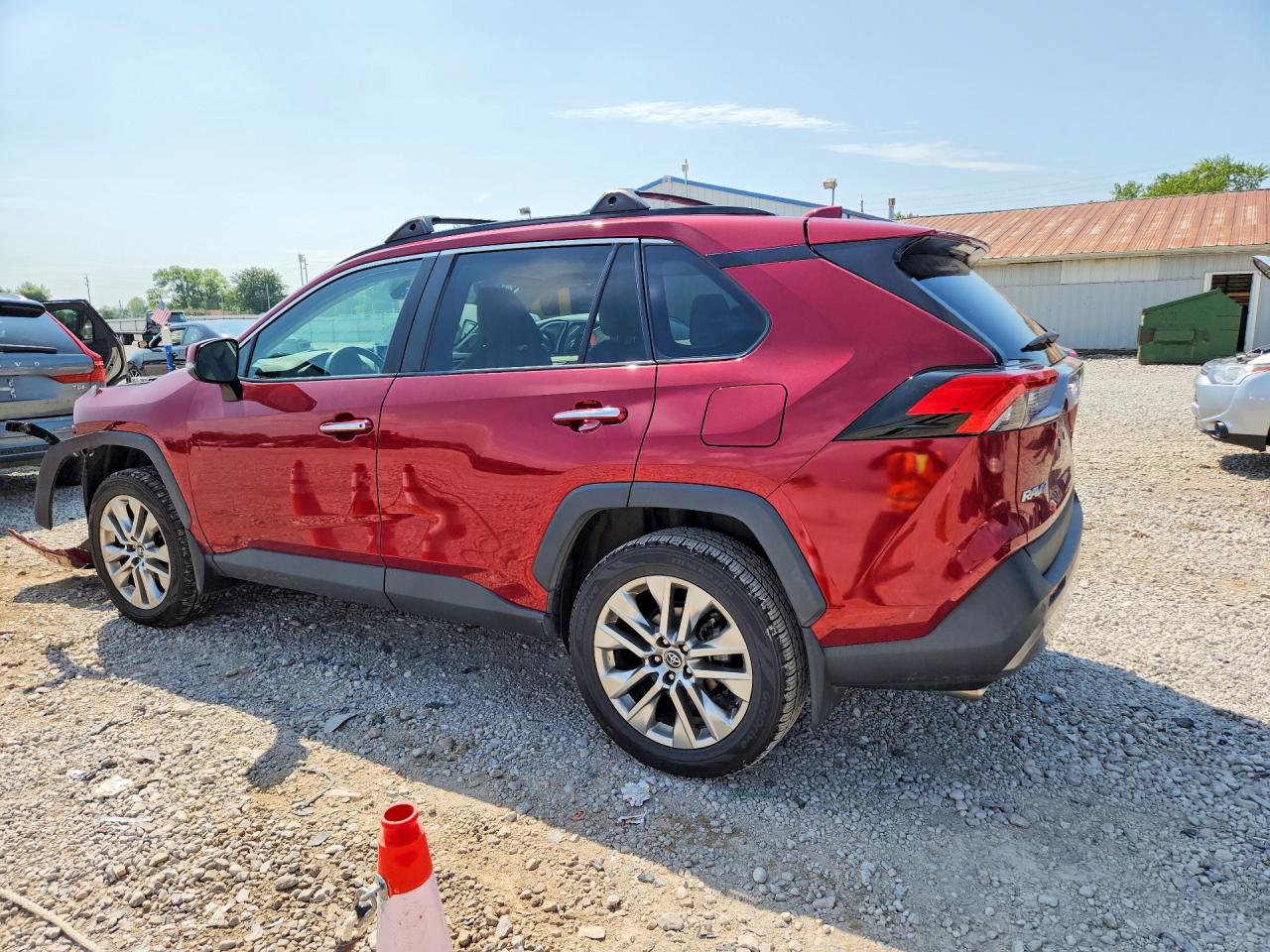 2021 TOYOTA RAV4 LIMITED — снимка 2