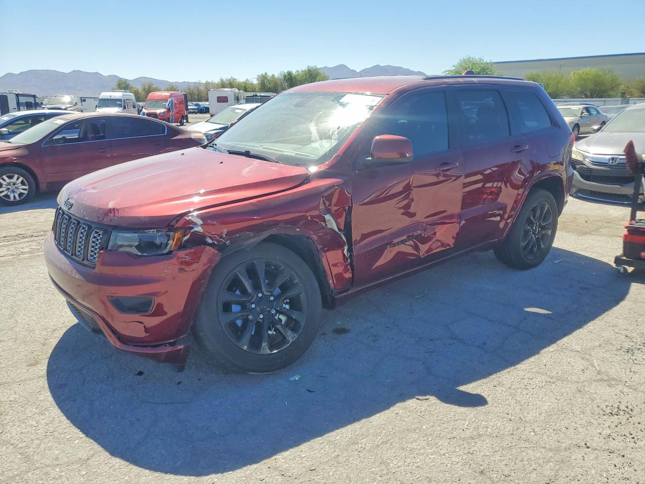 2020 JEEP GRAND CHEROKEE LAREDO