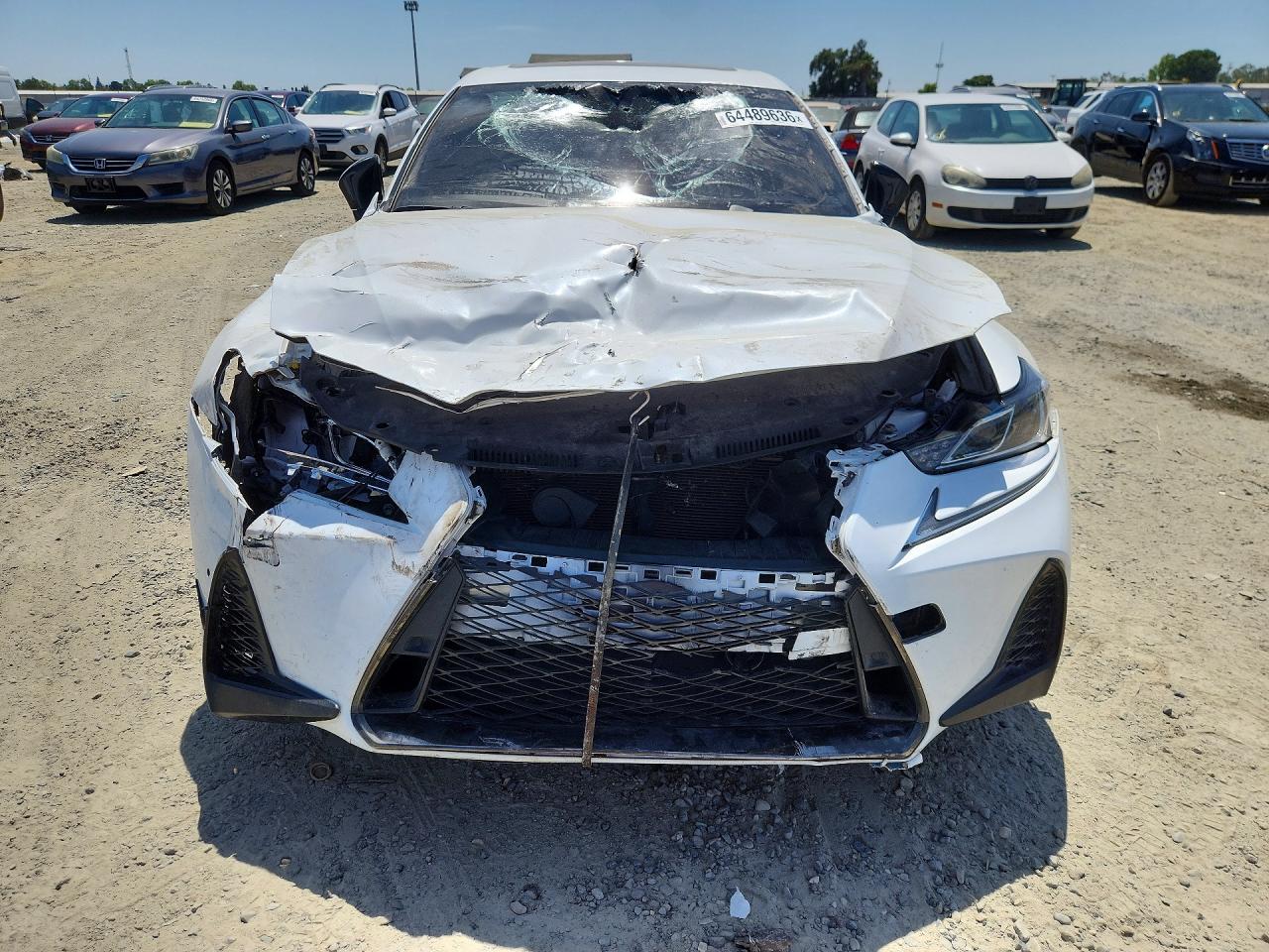 2019 LEXUS IS 300 — снимка 5