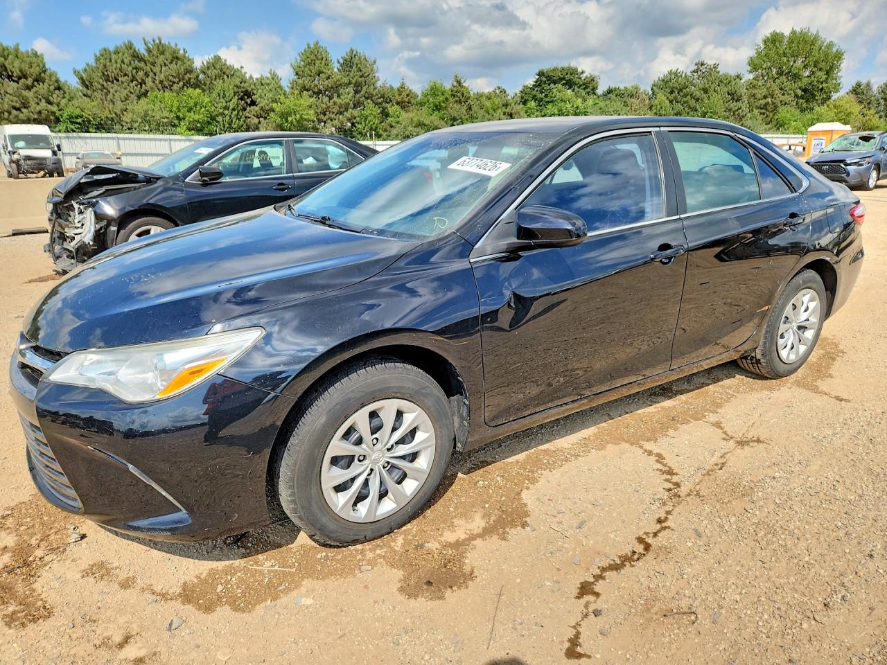 2017 TOYOTA CAMRY LE