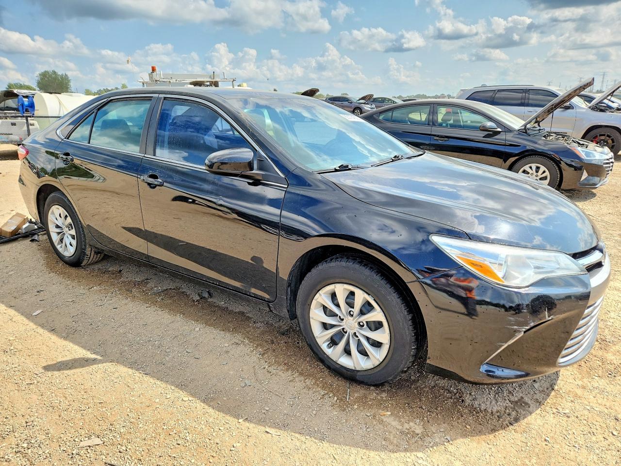 2017 TOYOTA CAMRY LE — снимка 4