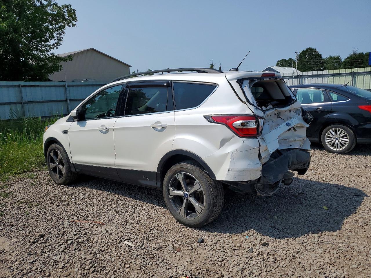 2017 FORD ESCAPE SE — снимка 2