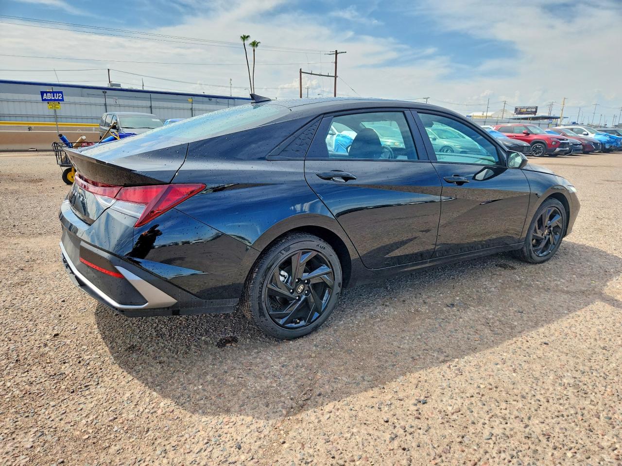 2026 HYUNDAI ELANTRA SEL SPORT — снимка 3