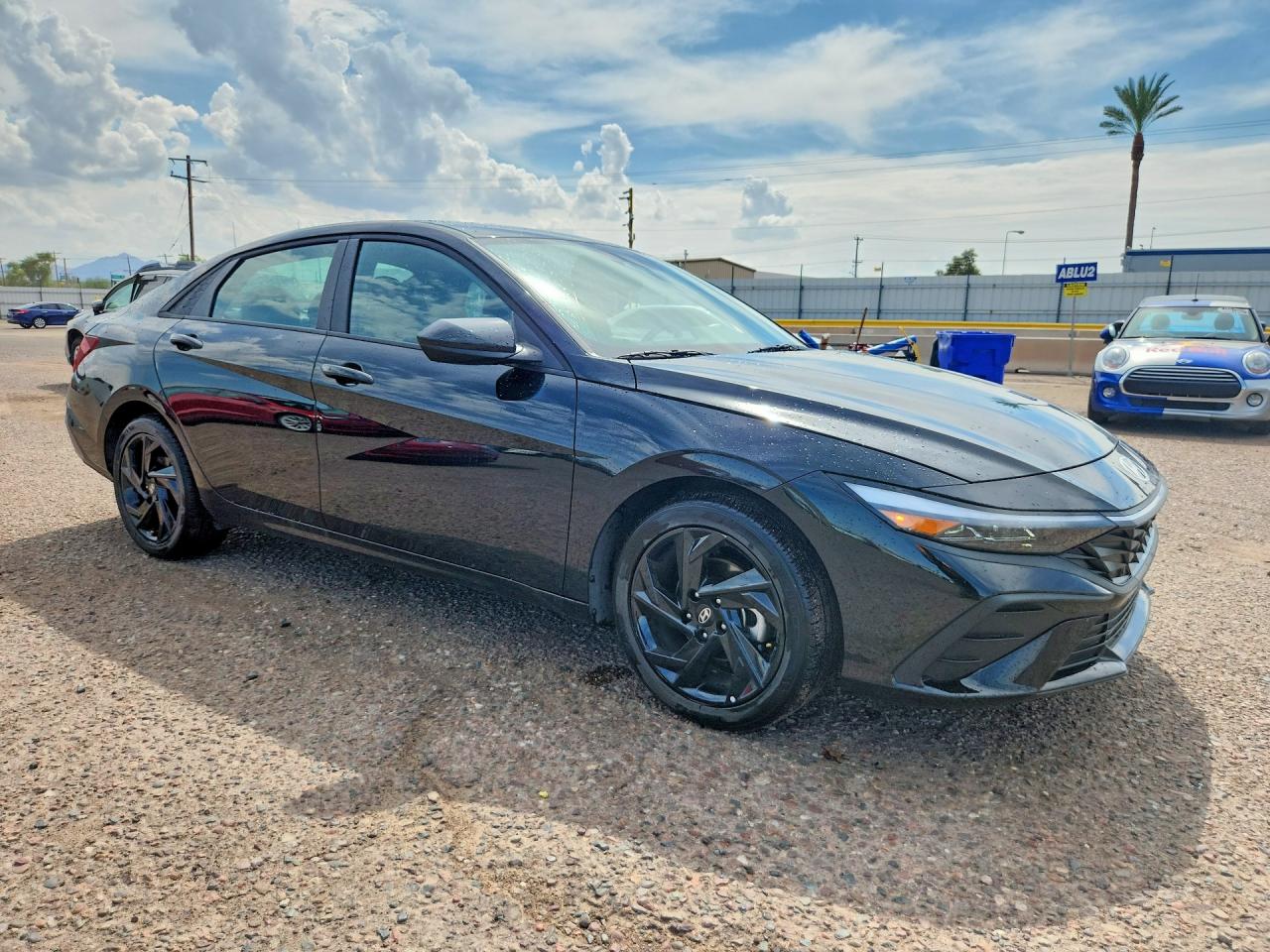 2026 HYUNDAI ELANTRA SEL SPORT — снимка 4
