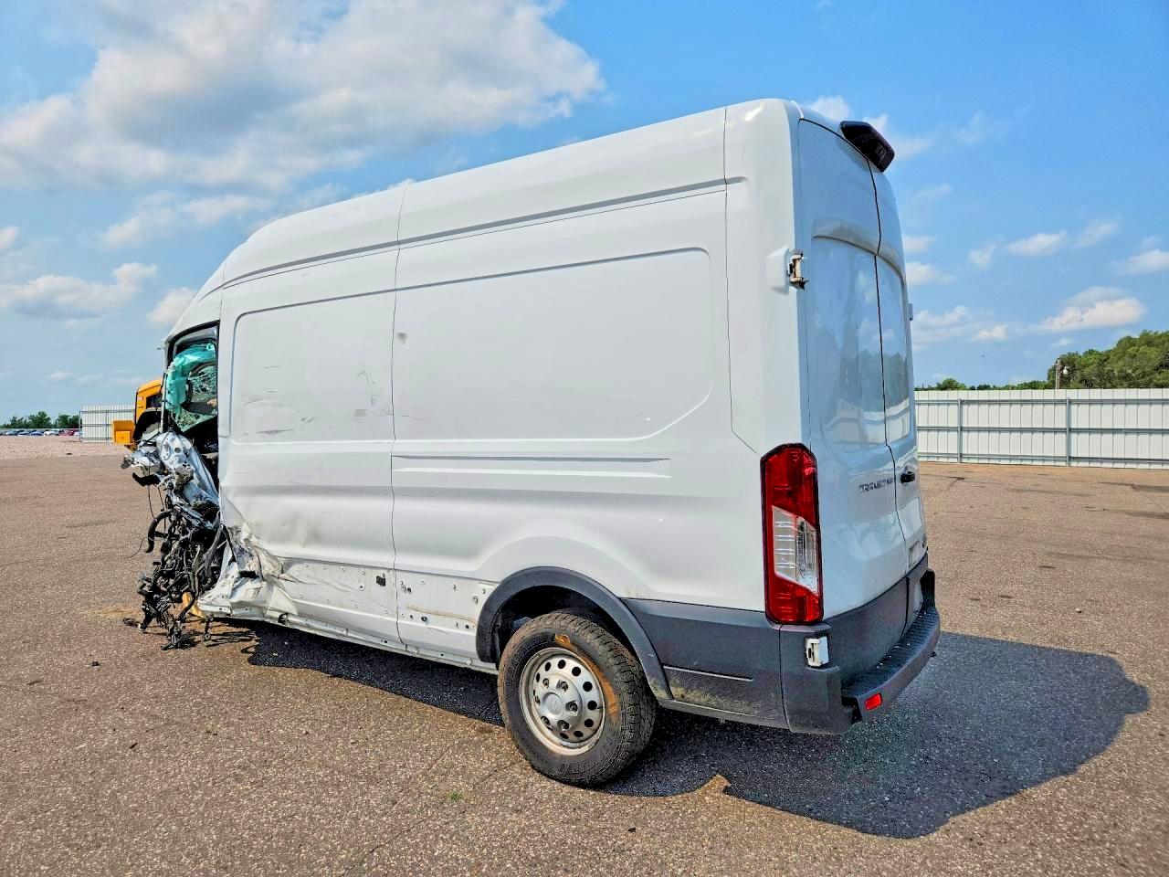 2022 FORD TRANSIT T-250 — снимка 2