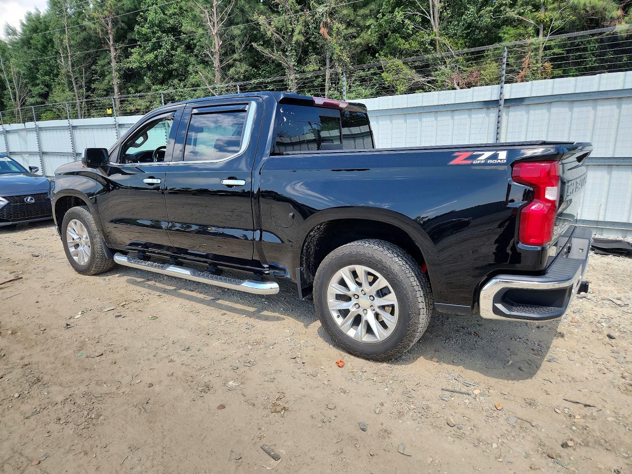 2021 CHEVROLET SILVERADO K1500 LTZ — снимка 2