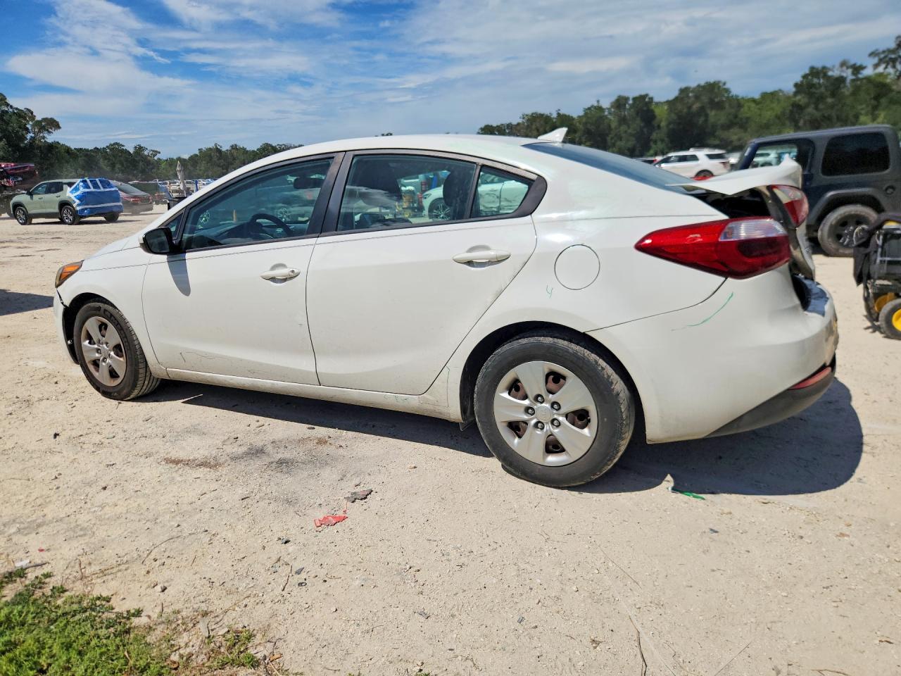 2016 KIA FORTE LX — снимка 2
