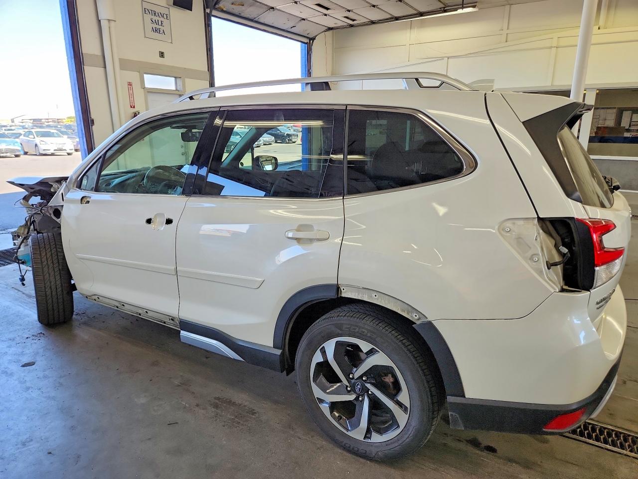 2022 SUBARU FORESTER TOURING — снимка 2