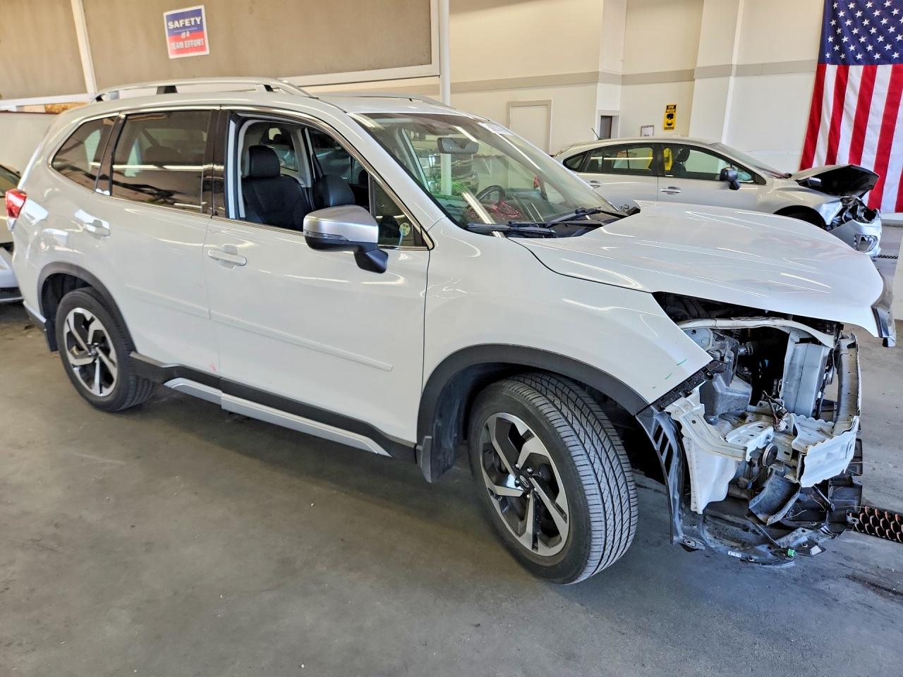 2022 SUBARU FORESTER TOURING — снимка 4