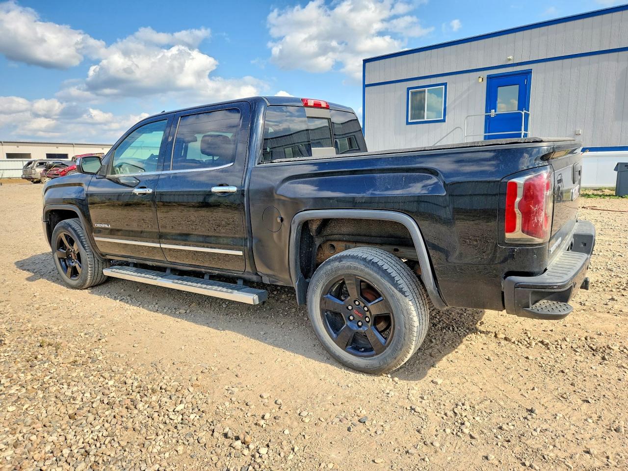 2017 GMC SIERRA K1500 DENALI — снимка 2