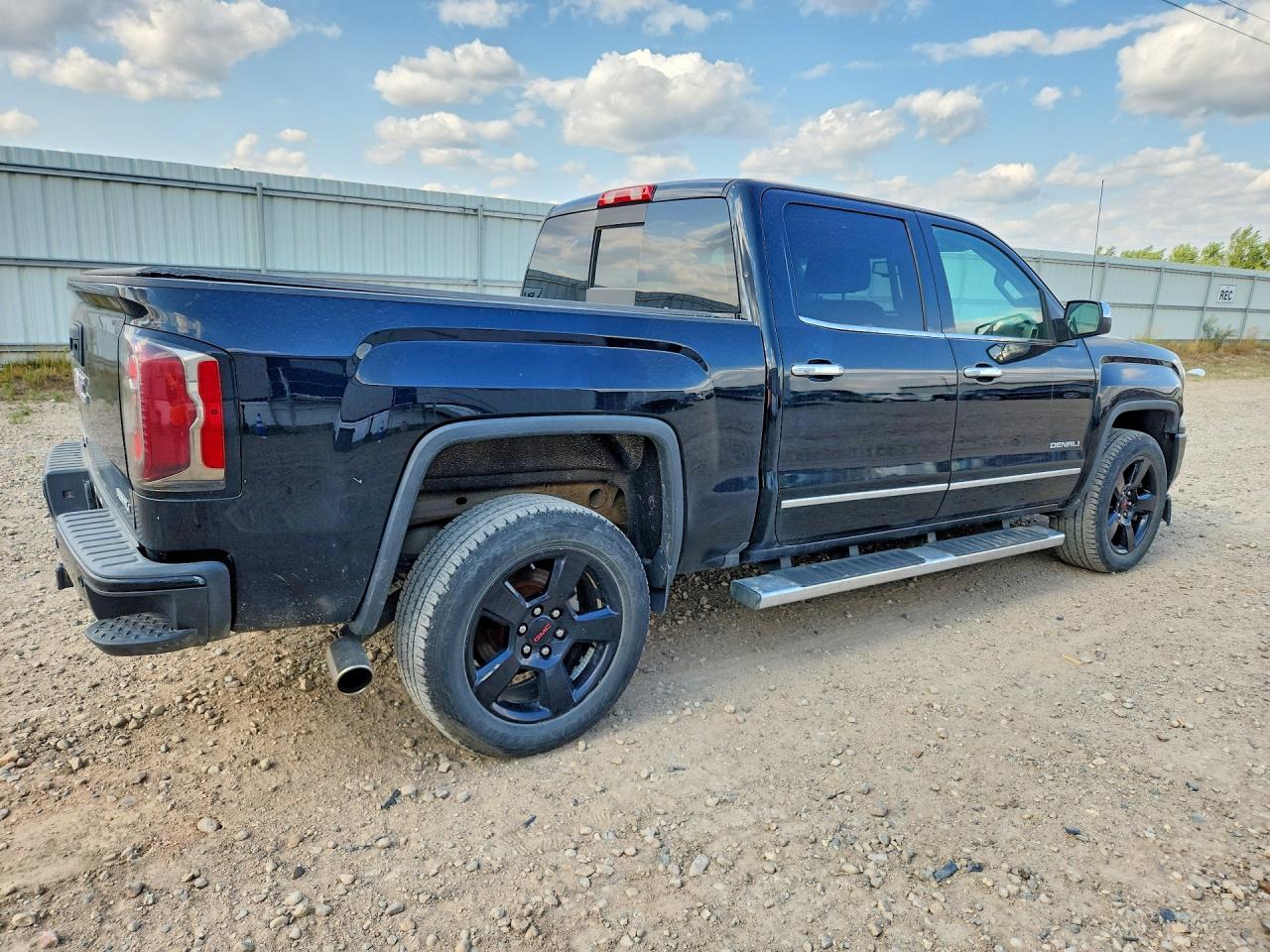 2017 GMC SIERRA K1500 DENALI — снимка 3