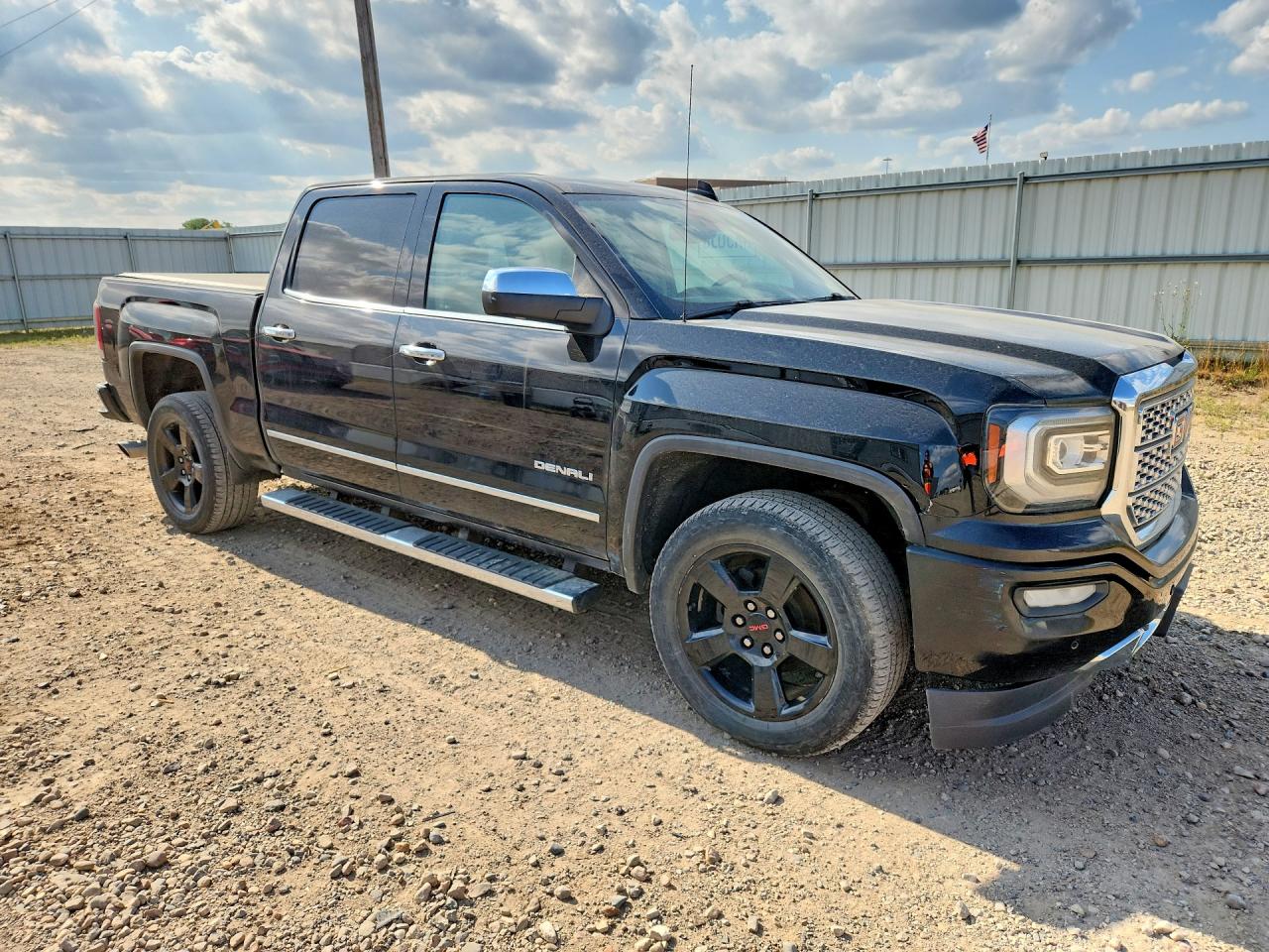 2017 GMC SIERRA K1500 DENALI — снимка 4