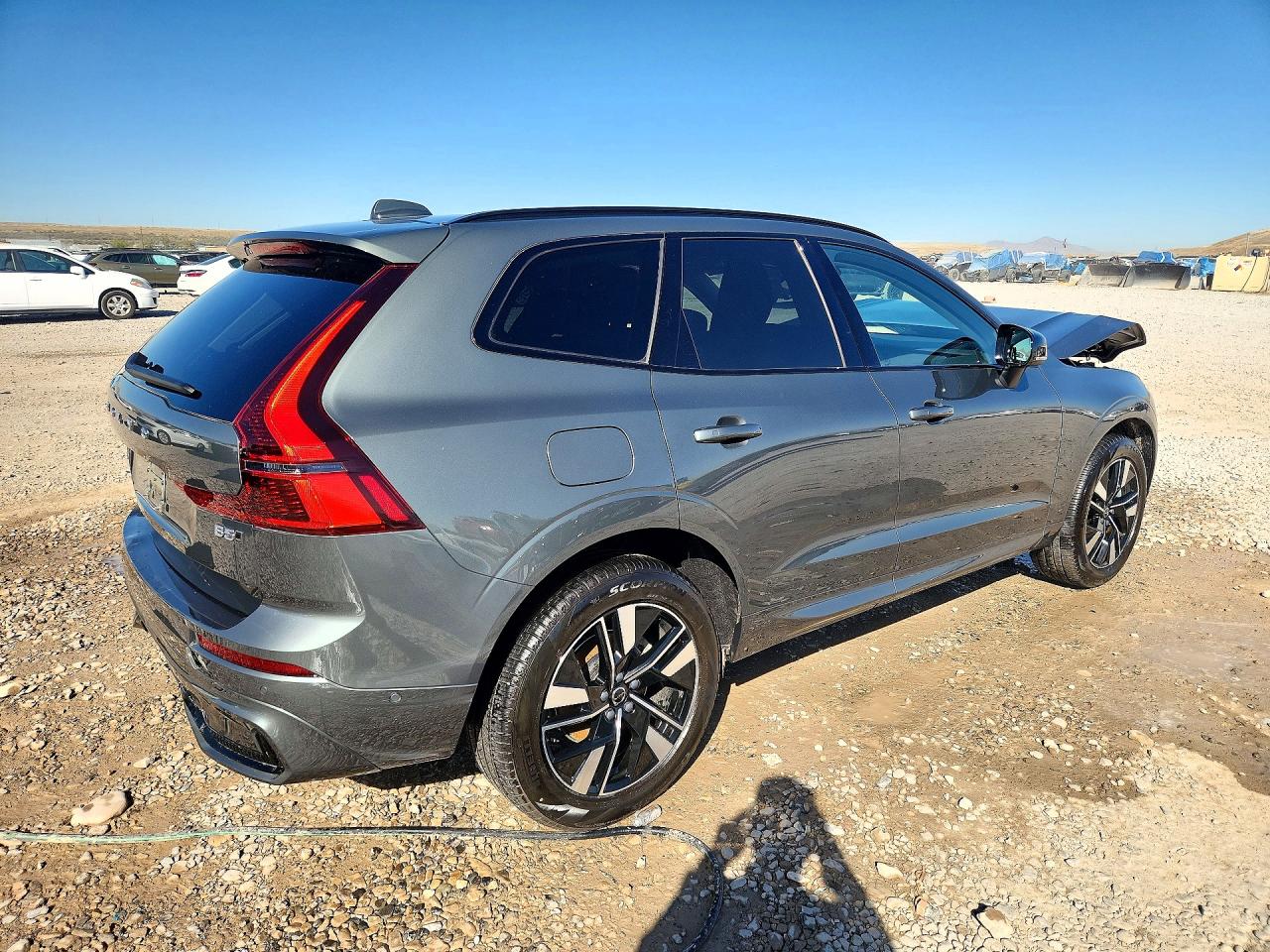 2026 VOLVO XC60 PLUS — photo 3