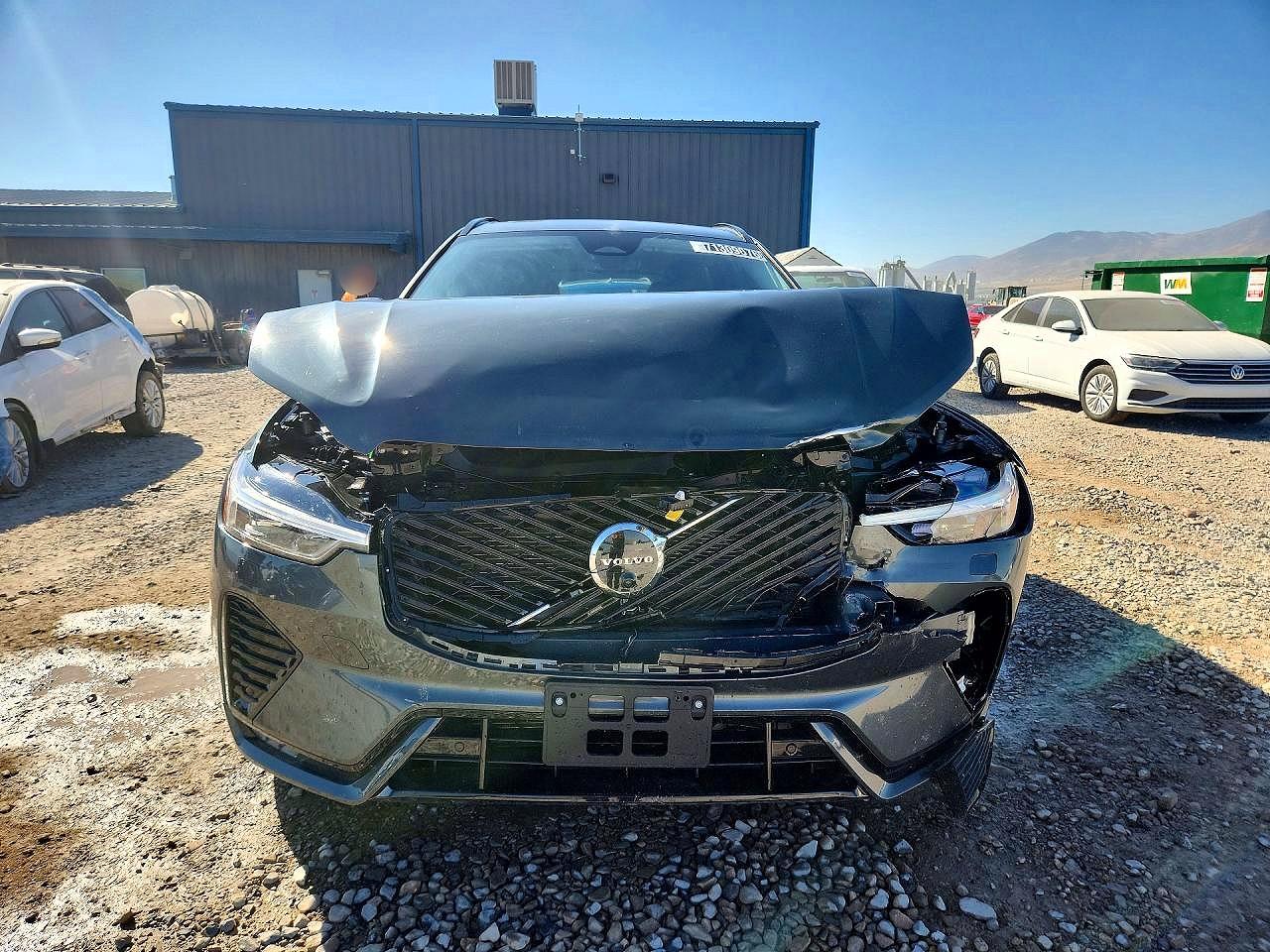 2026 VOLVO XC60 PLUS — photo 5