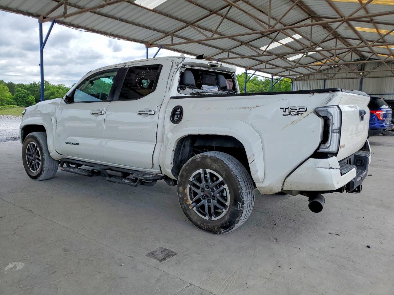 2024 TOYOTA TACOMA TRD SPORT — снимка 2