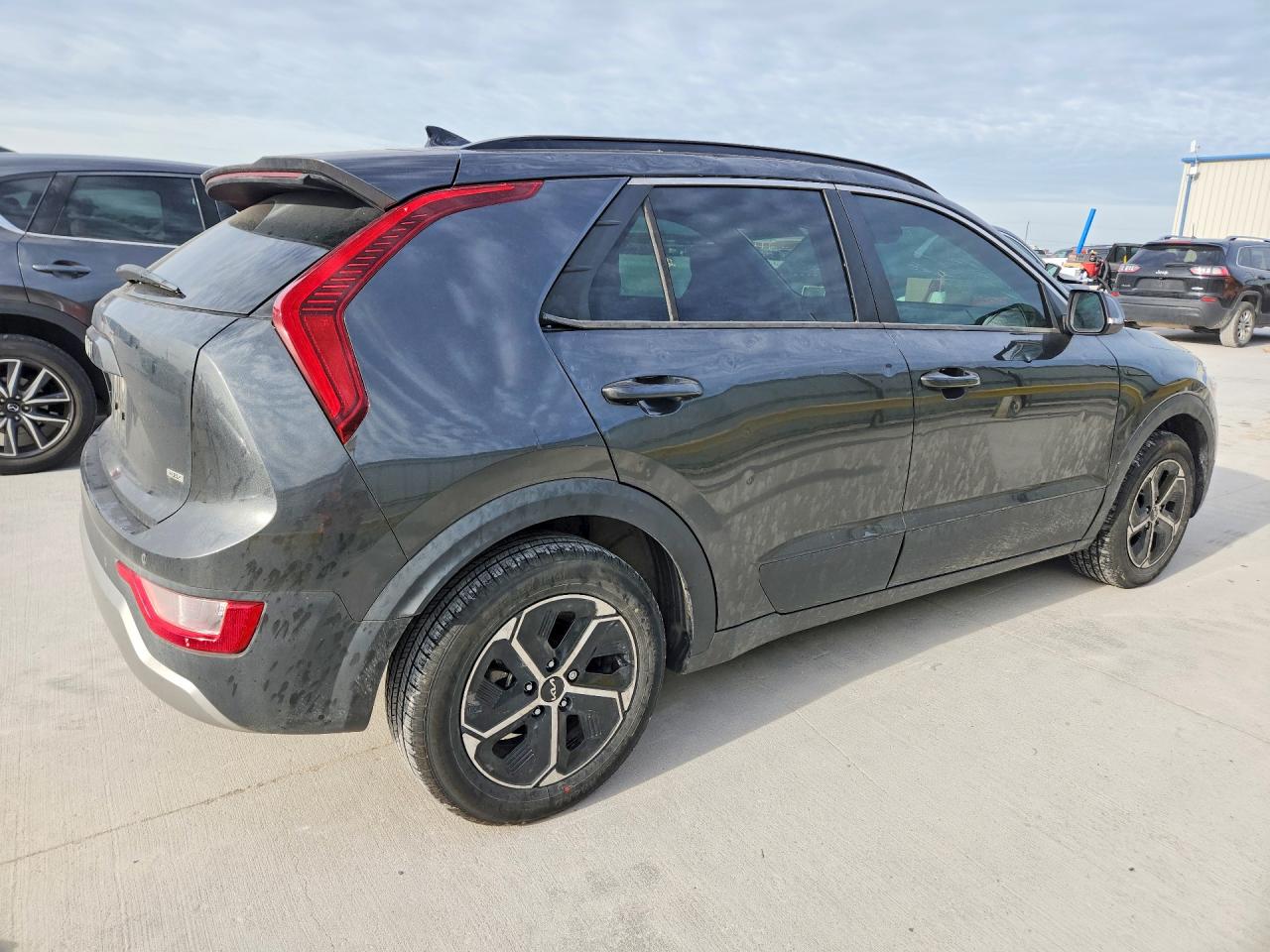 2024 KIA NIRO EX — снимка 3
