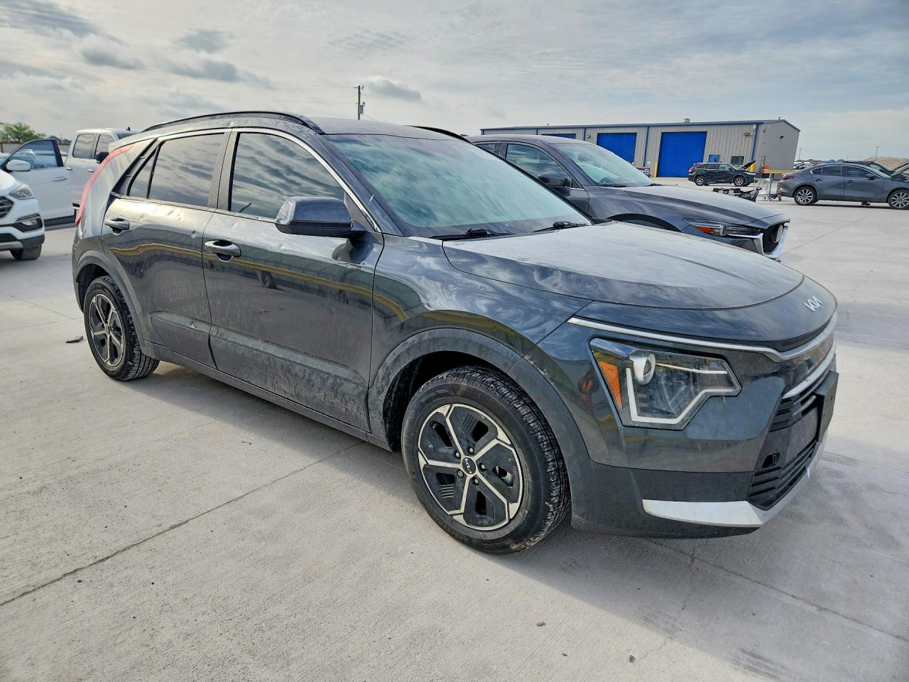 2024 KIA NIRO EX — снимка 4